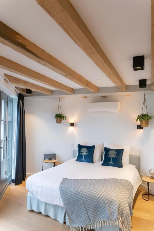 Canal View Suite Amsterdam Bagian luar foto