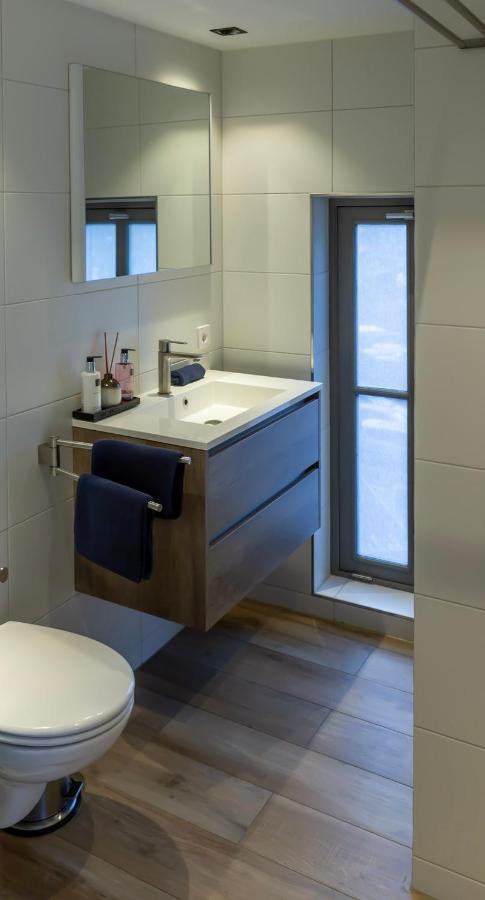 Canal View Suite Amsterdam Bagian luar foto